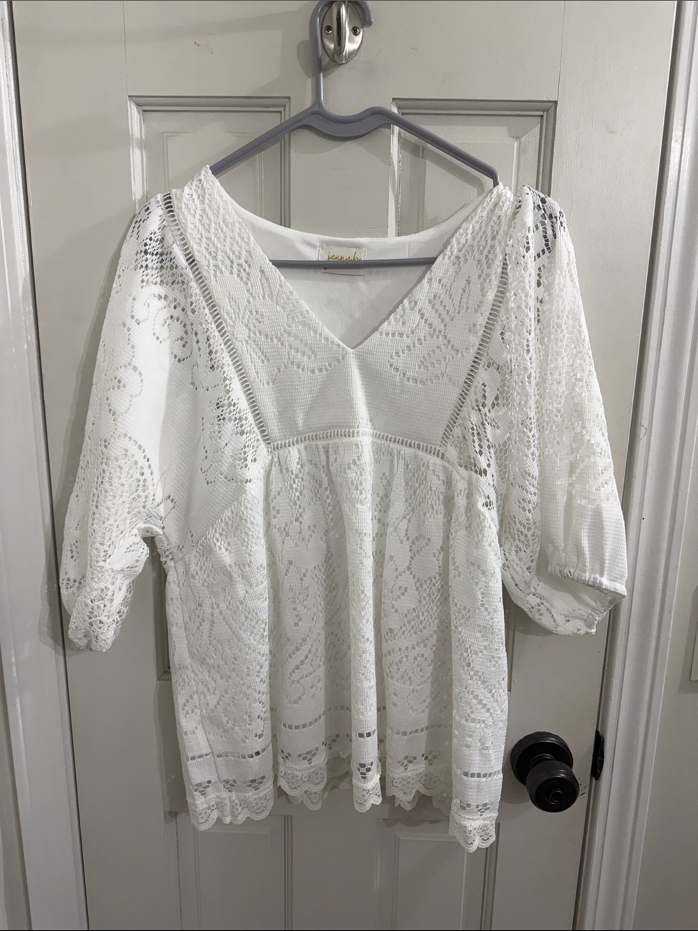 White Lace V-Neck Crochet Peasant Top